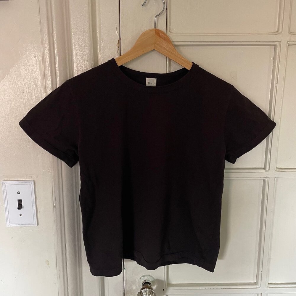 LESET "Margot" tee in Chocolate